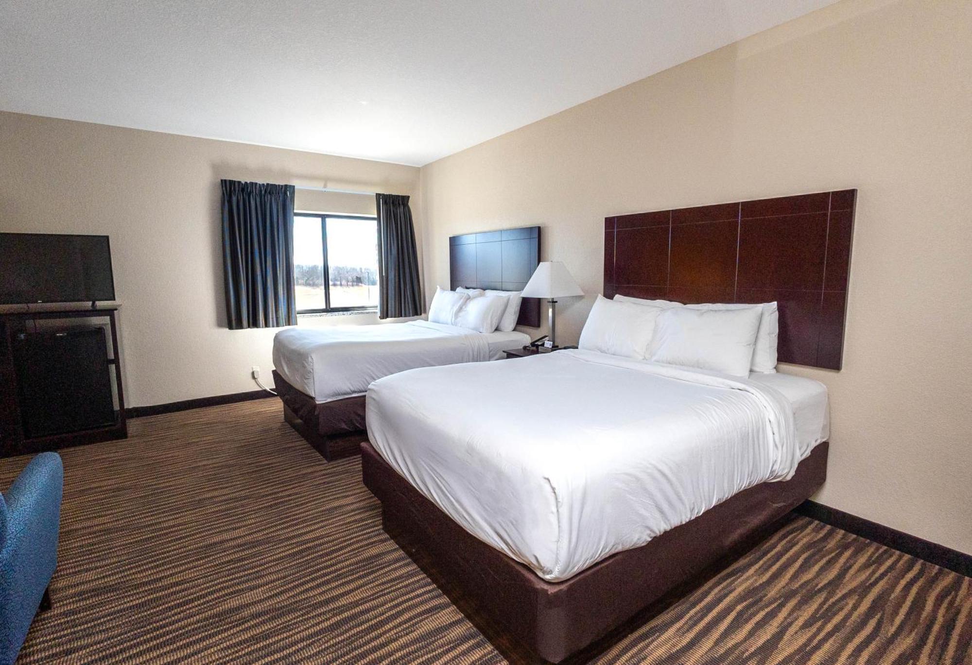 Cobblestone Inn & Suites Maryville Экстерьер фото