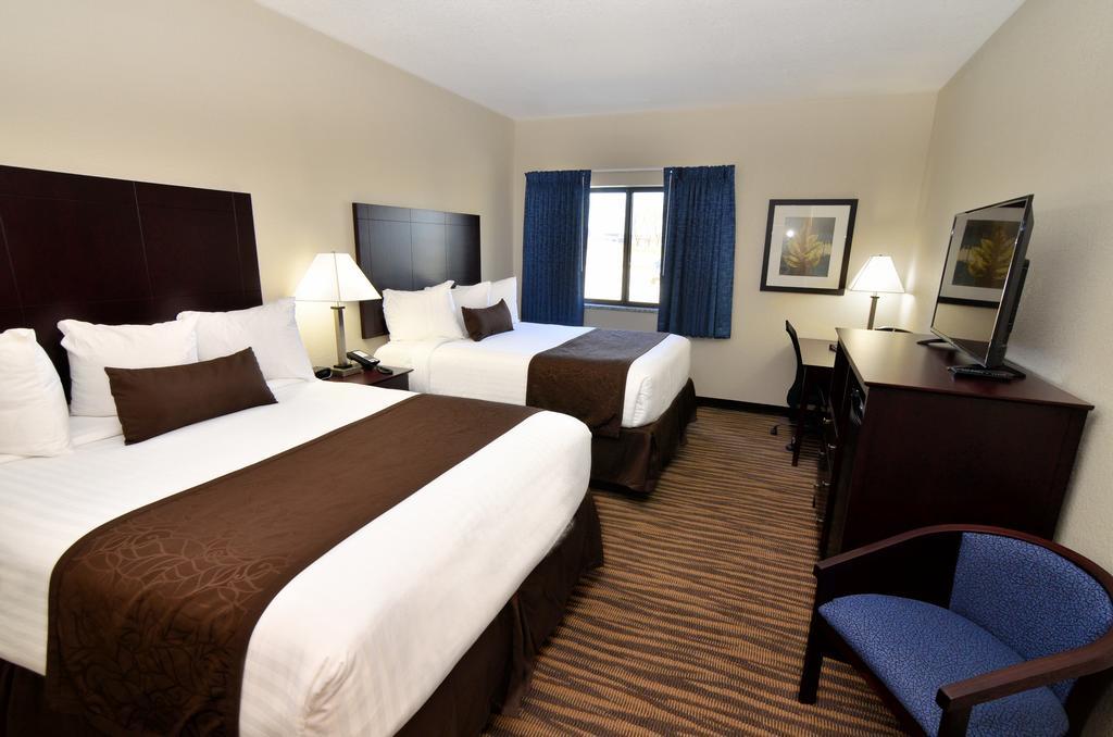 Cobblestone Inn & Suites Maryville Экстерьер фото